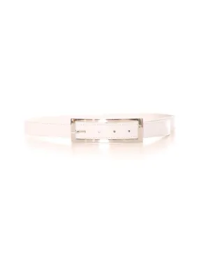 Ceinture blanche avec boucle rectangulaire argentée. Accessoire 9001