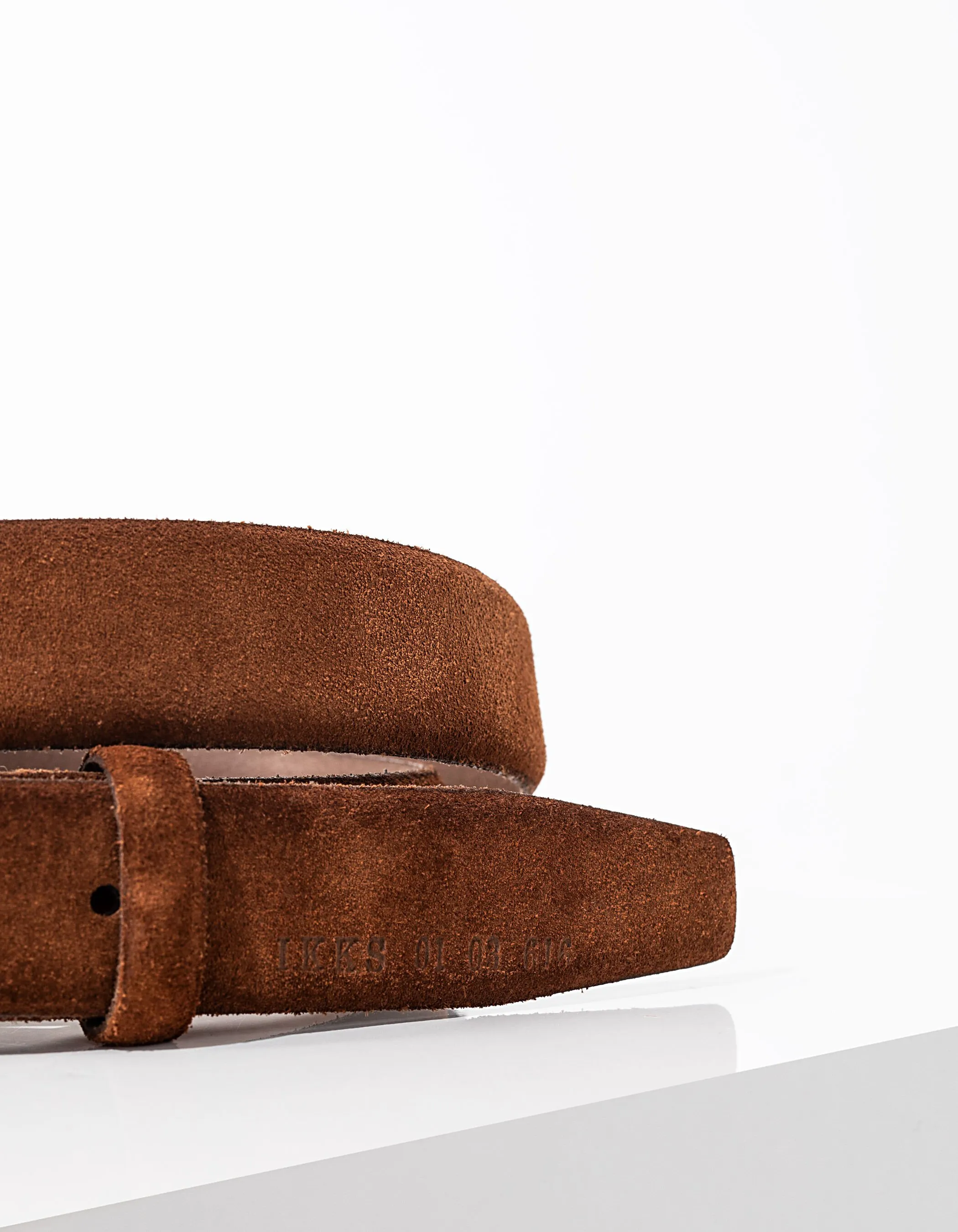 Ceinture cognac en cuir velours à boucle métal Homme