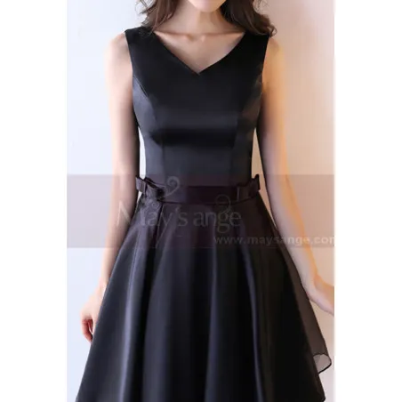 Robe Noir De Bal Courte Ceinture A Nœud