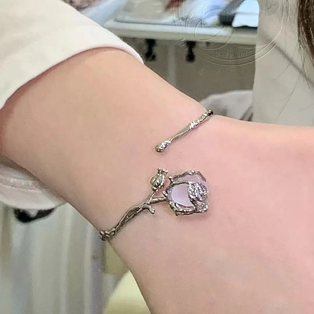 Stone Rose Adjustable Bracelet - Kimi