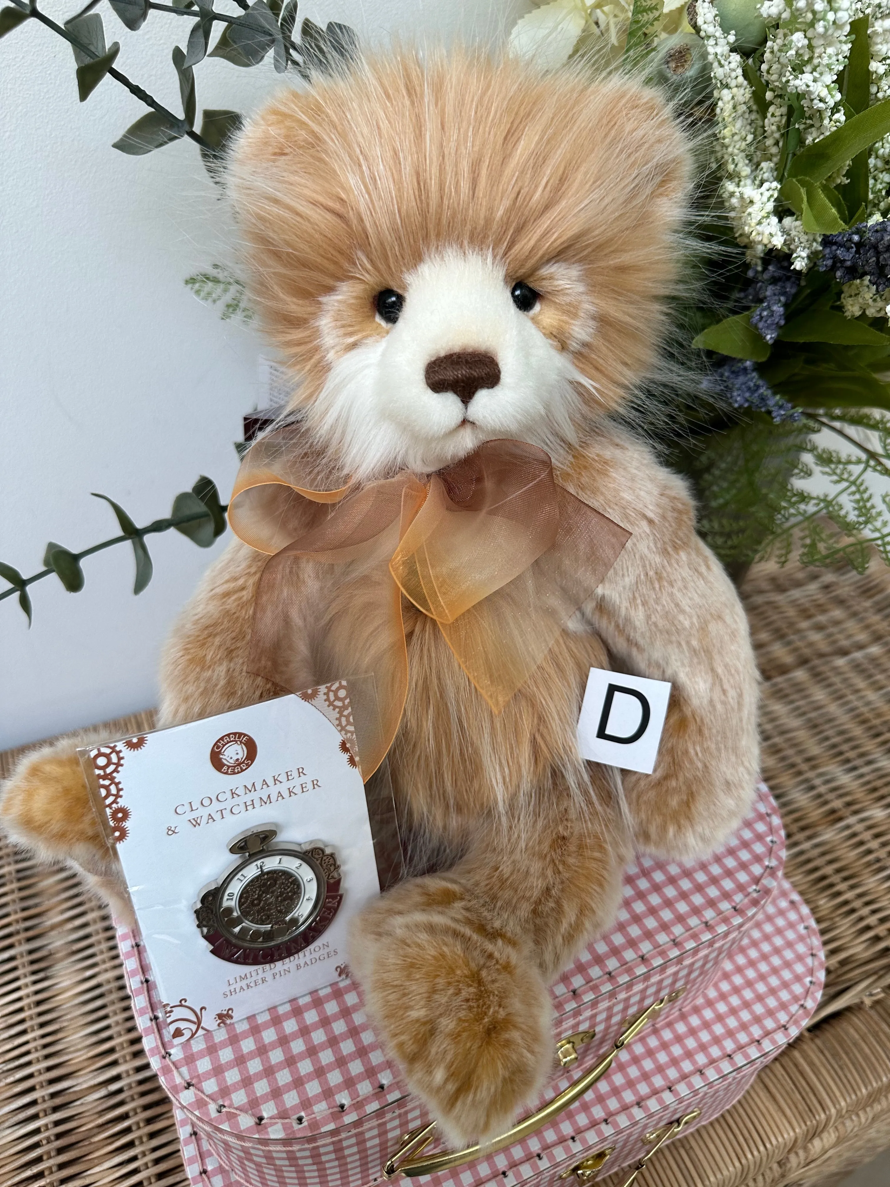 Watchmaker Charlie Bears Cuddle Time Teddy Bear with Bonus Pin Badge