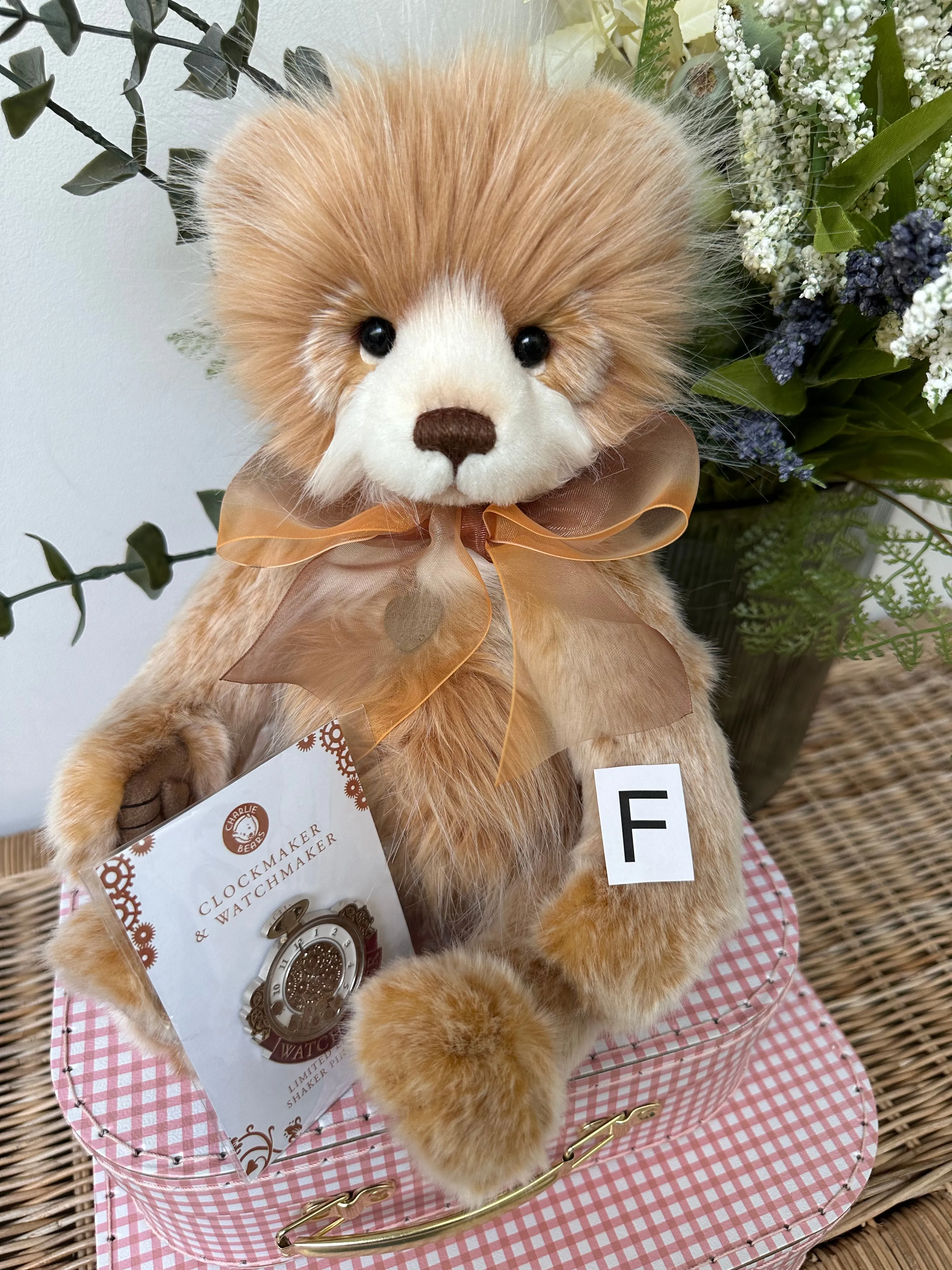 Watchmaker Charlie Bears Cuddle Time Teddy Bear with Bonus Pin Badge