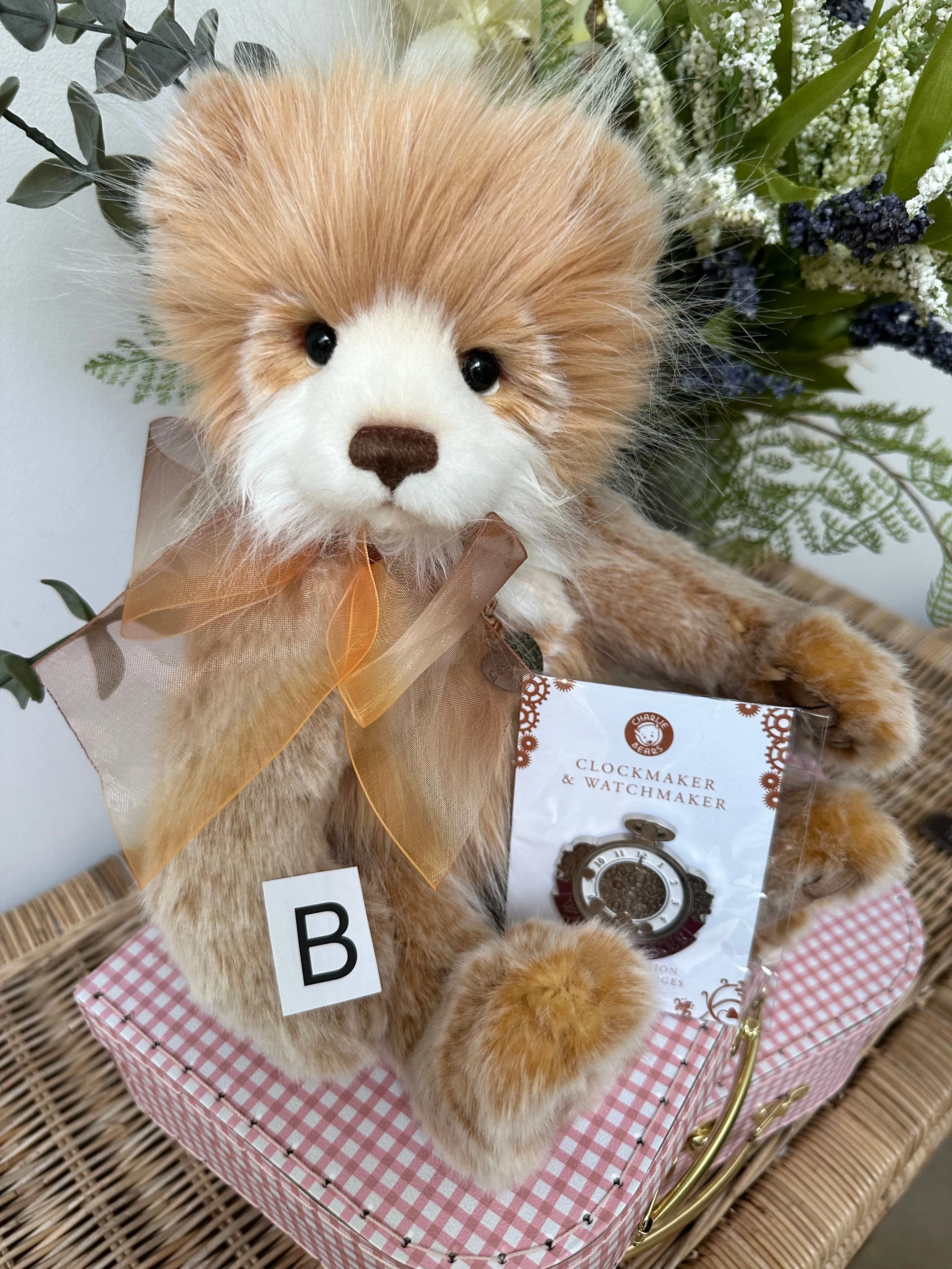 Watchmaker Charlie Bears Cuddle Time Teddy Bear with Bonus Pin Badge